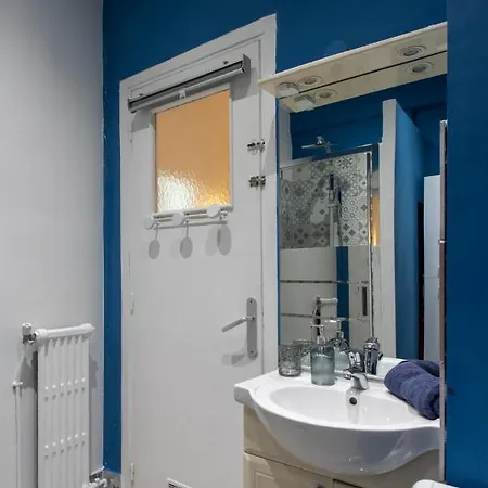 26 , La Riviera Appartement