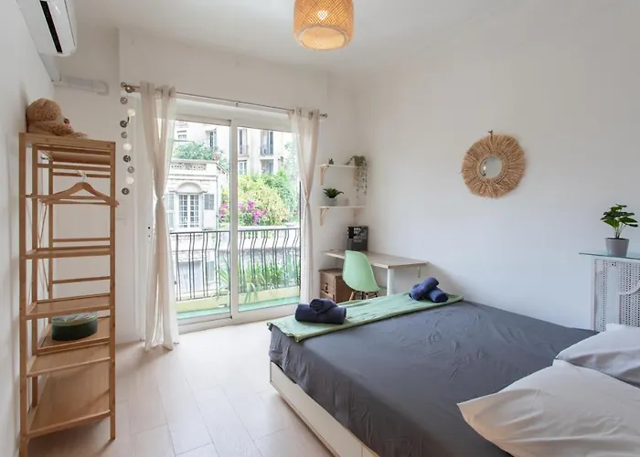 26 , La Riviera